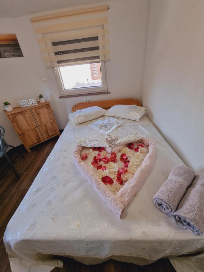 Hostel Bellavista Κόπερ Εξωτερικό φωτογραφία