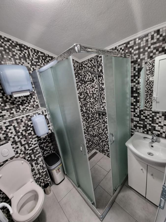 Hostel Bellavista Κόπερ Εξωτερικό φωτογραφία